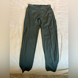 Women’s Arc’teryx Leggings w/pockets Green Sm
